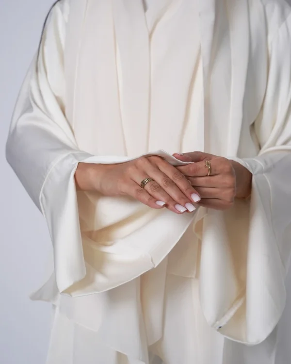 Premium silk vanilla abaya with a matching sheila