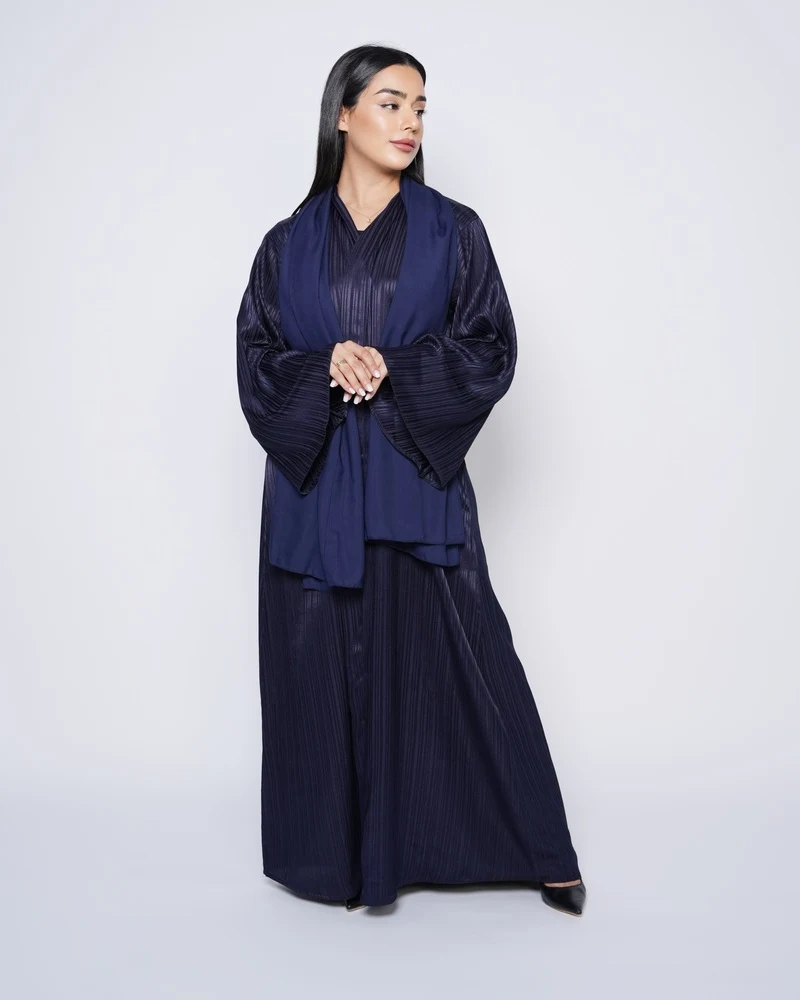 Premium crepe abaya with a matching sheila