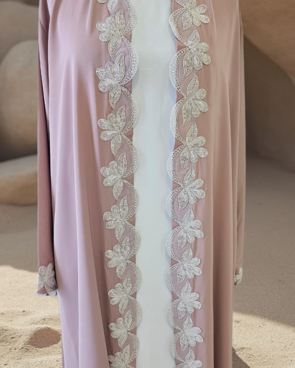 LAce abaya made in premium nada fabric