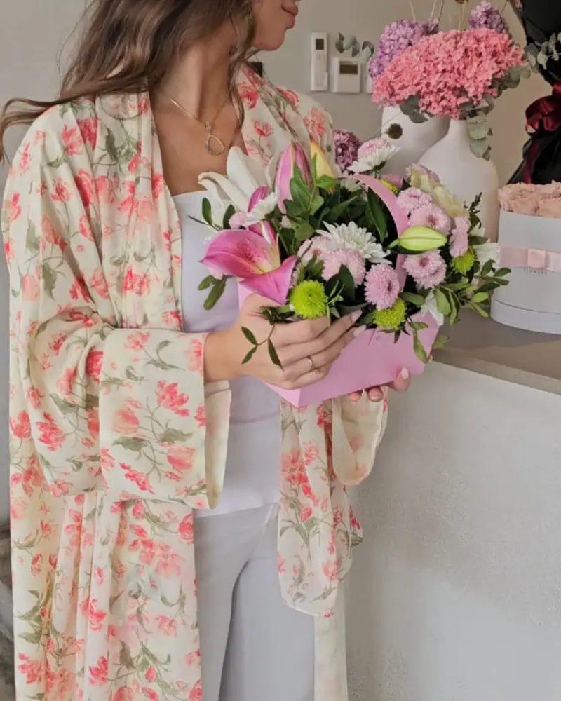 Noor print Abayas Made In UAE in Premium chiffon fabrics with a matching printed Sheila